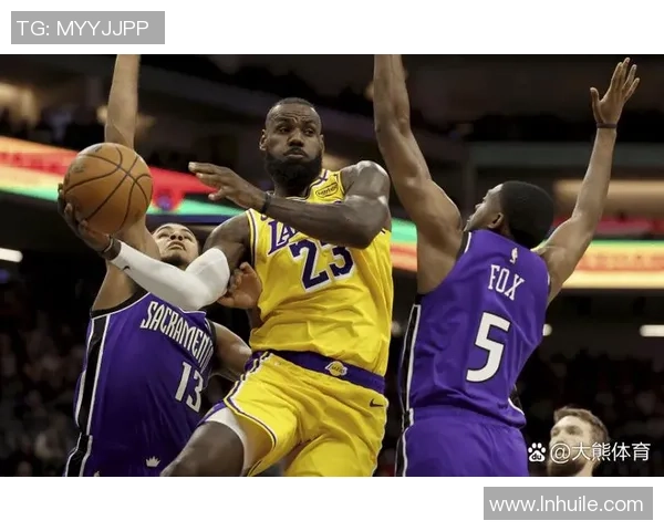 猛掘金与开拓者激战正酣谁能在季后赛中笑到最后